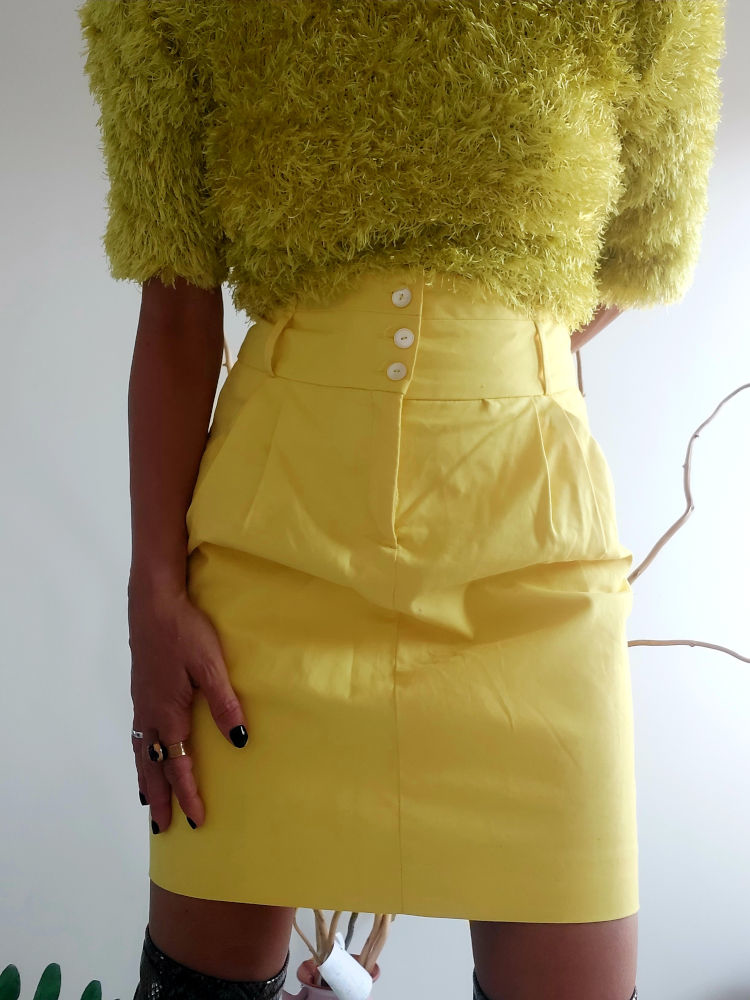 Slika od Žuta suknja visokog struka sa džepovima