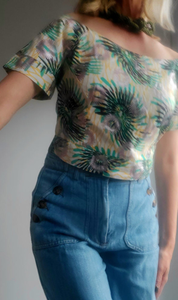 Slika: Vintage crop top iz Afrike